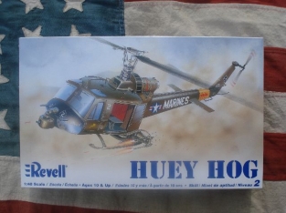 MON15201  HUEY HOG US Army helkopter Vietnam